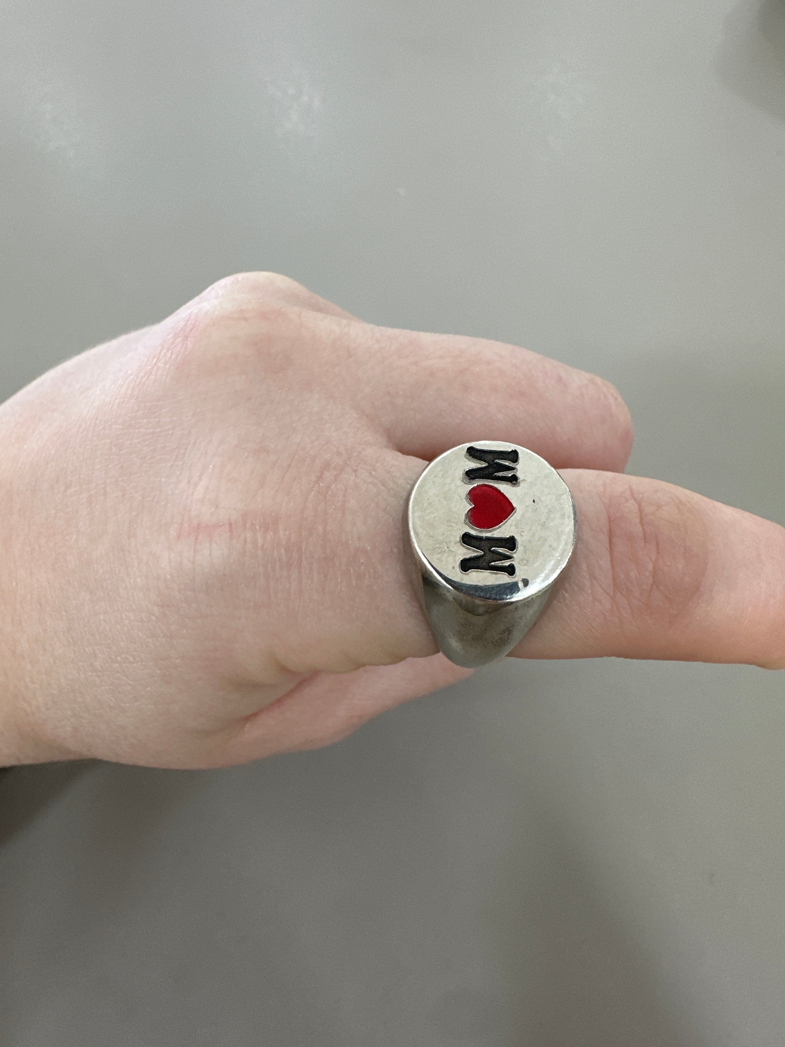 ANELLO CHEVALIER MOM