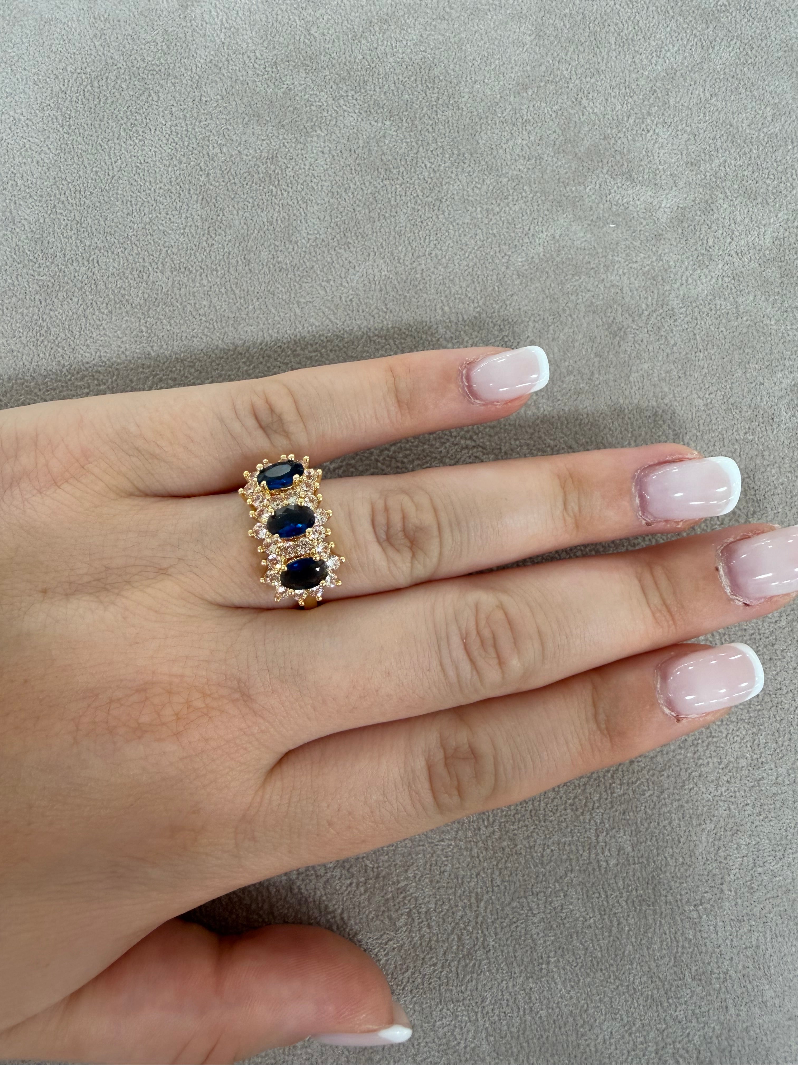 Anello Trilogy in Acciaio Gold con Zirconi Zaffiro