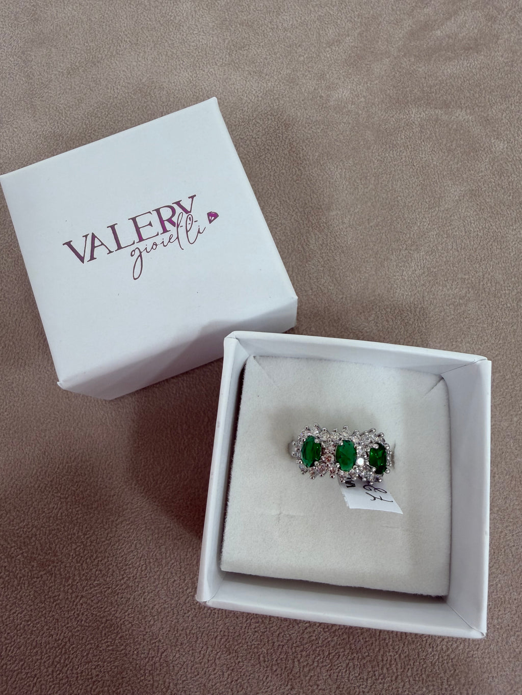 Anello Trilogy in Acciaio Silver con Zirconi Smeraldo
