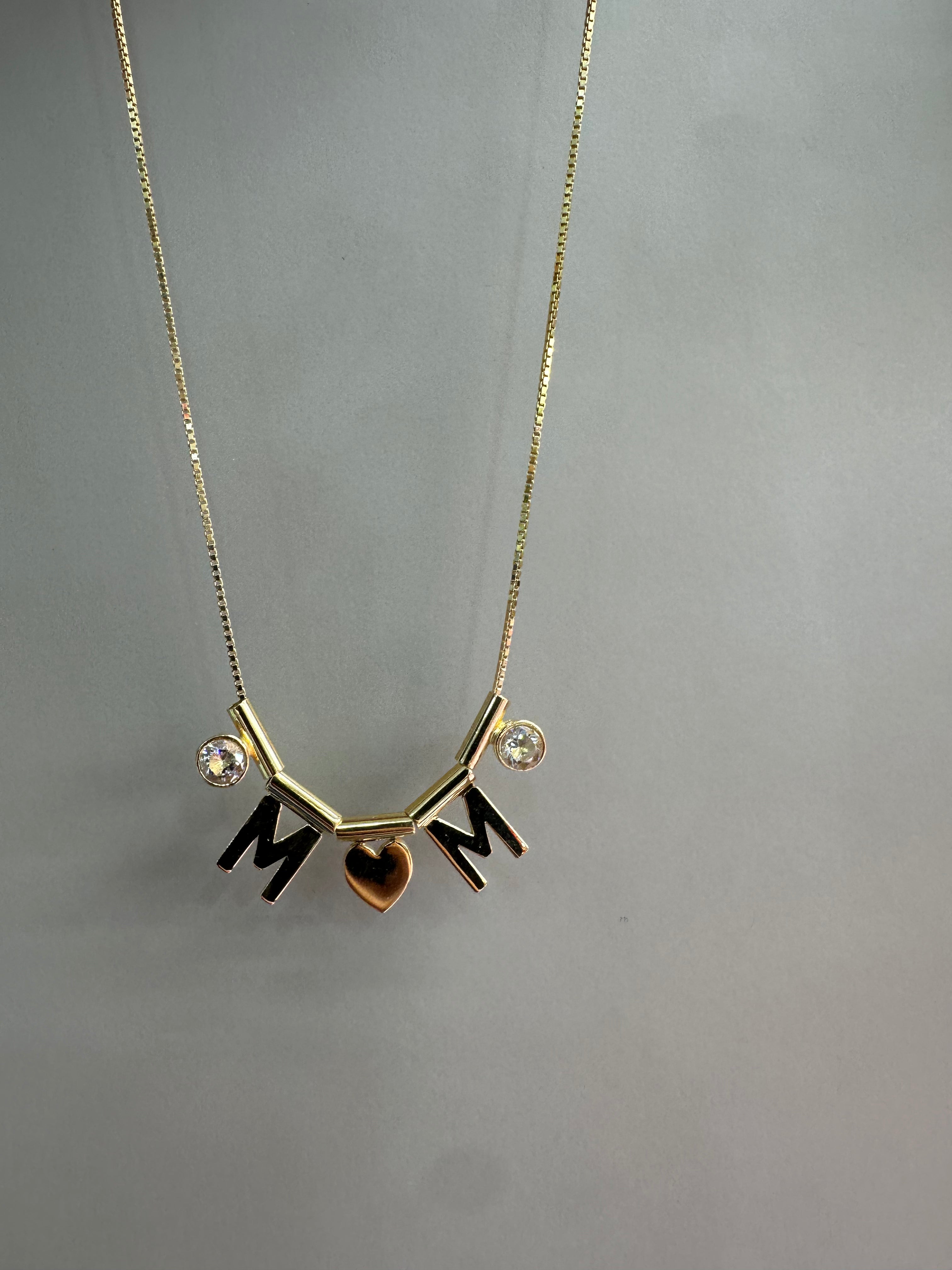COLLANA MOM